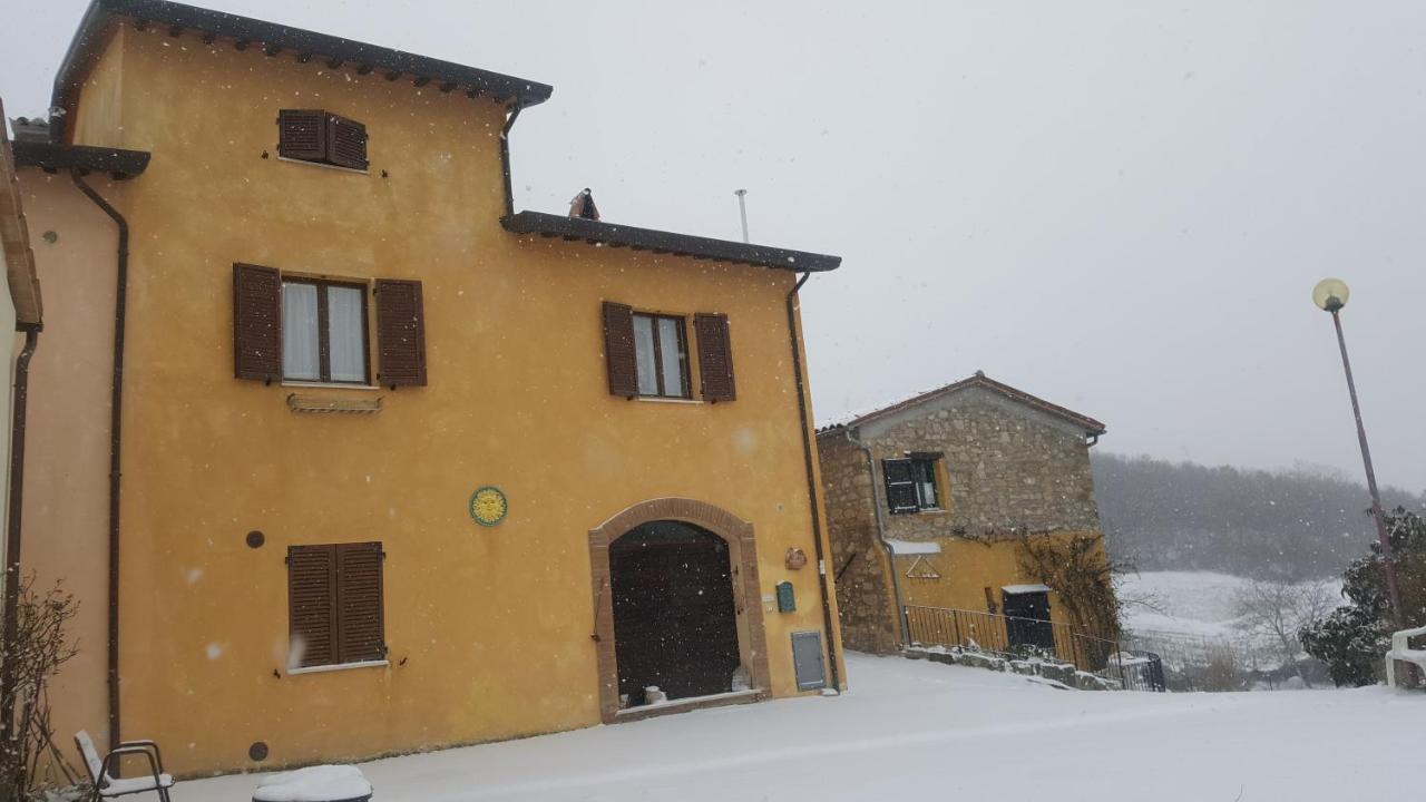 Bed & Breakfast Casa Lisetta Valtopina Екстер'єр фото